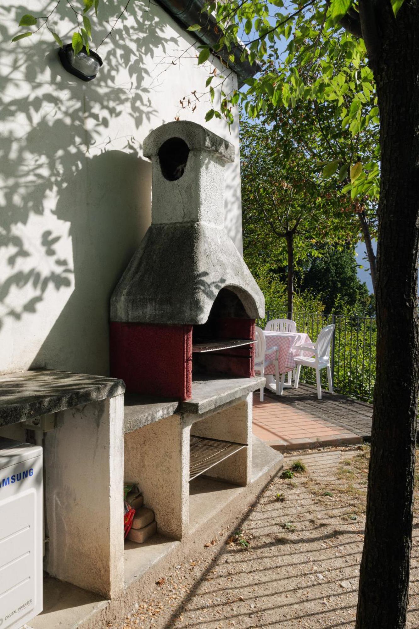 Casa Navla' Appartamenti "Ulivi"- "Fiori" -"Velieri"-"Luna"-"Nido"-"Taverna" ティニャーレ エクステリア 写真